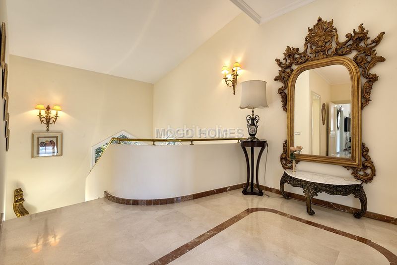 Foto 1e58d7e7-3326-4f91-bca6-a09a53d5207a. Xalet amb calefacció aparcament piscina a Son Vida Palma de Mallorca