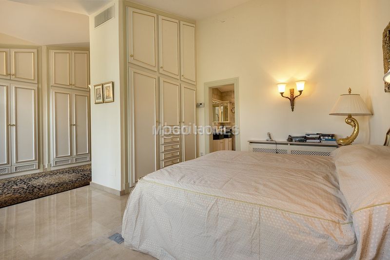 Foto 512dade3-e988-4736-be2e-269e13c759a3. Xalet amb calefacció aparcament piscina a Son Vida Palma de Mallorca