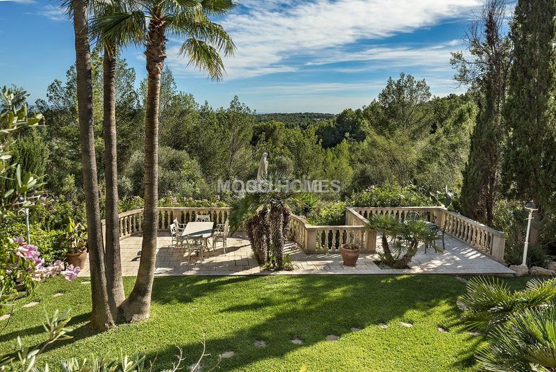 Foto b8ce5d97-30b8-489d-af2d-2703963a7de5. Xalet amb calefacció aparcament piscina a Son Vida Palma de Mallorca