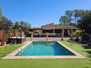 Bauernhof in Sencelles. Casa de campo en sencelles, con apartamento, piscinas, electrici