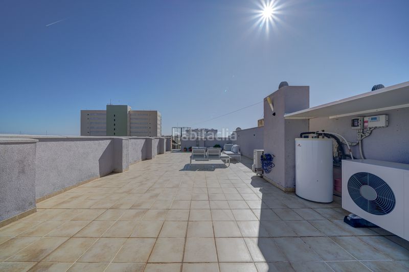 Foto 39bf11c7-6611-4d83-8bf6-21eab3f95d10. Ático en Platja de la Pobla de Farnals Pobla de Farnals (la)