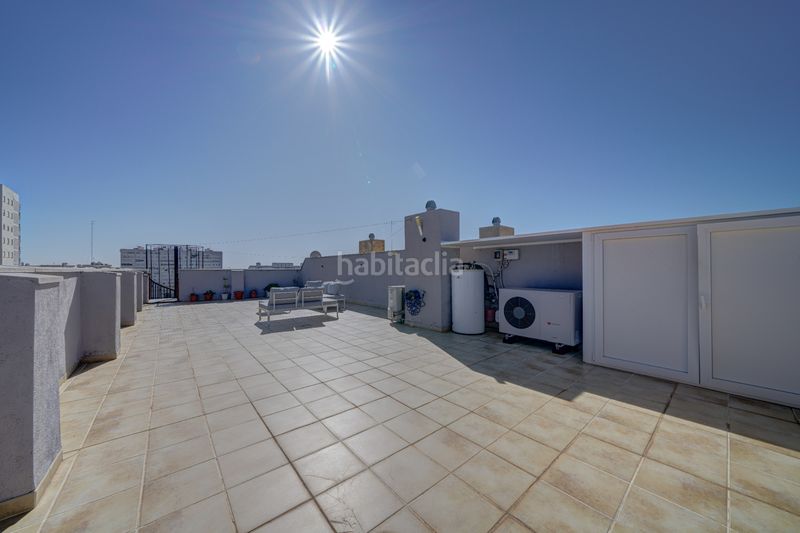 Foto 492d6284-7661-459d-bea2-0d0de0dd66e0. Ático en Platja de la Pobla de Farnals Pobla de Farnals (la)