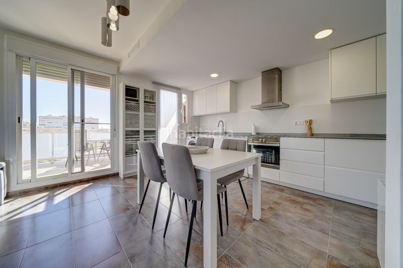 Foto 72e30c83-c746-4123-b952-f824cc0ac627. Ático en Platja de la Pobla de Farnals Pobla de Farnals (la)