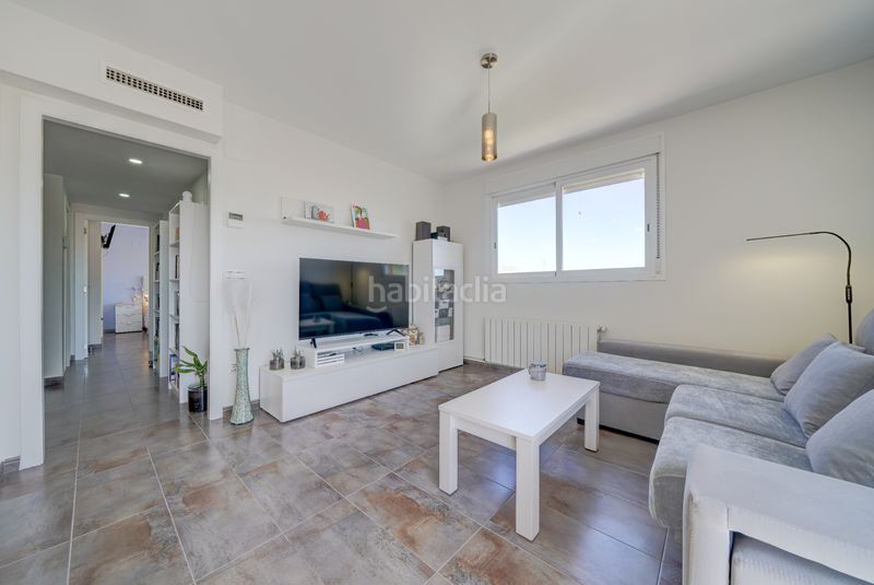 Foto 98ae68d3-814a-4335-8bb0-70536c5f0117. Ático en Platja de la Pobla de Farnals Pobla de Farnals (la)