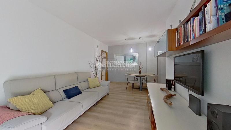 Foto 9ac92773-a305-434d-9564-36d8a3379182. Appartamento con piscina in Can Tiana Ripollet
