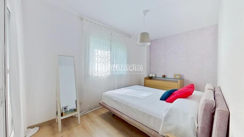 Foto b9a5cf60-c80e-4598-9fb0-2d61b99a7607. Appartamento con piscina in Can Tiana Ripollet