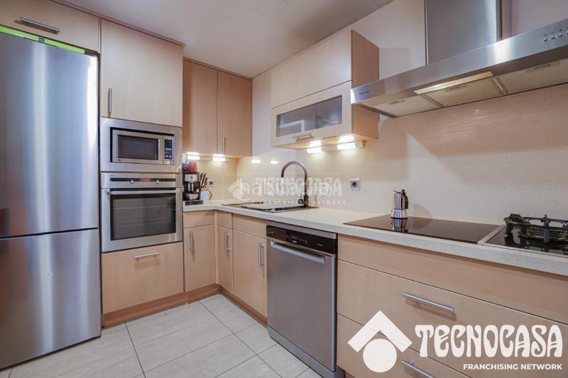 Foto 37717a7c-9fd2-458a-ac7e-abd2ab0b34f1. Casa pareada casa en venta en Serraparera Cerdanyola del Vallès