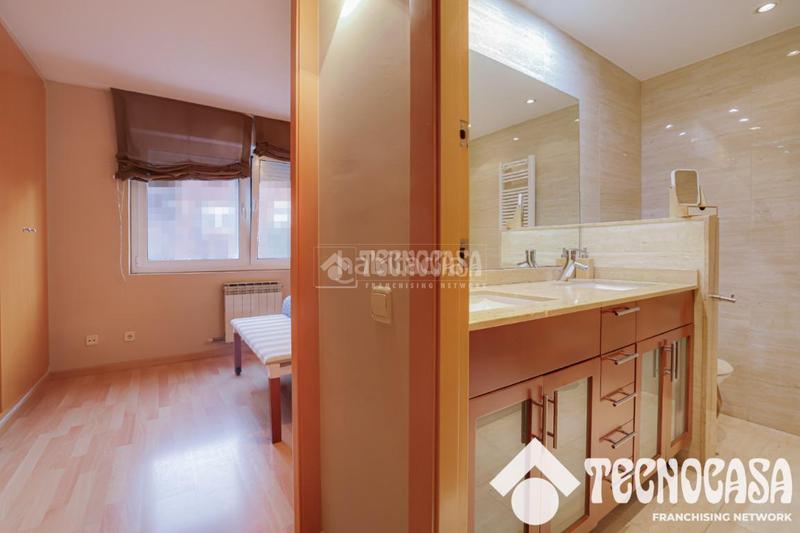 Foto b6cd90c2-4fdc-4f0e-b9c4-6c8e1271ea22. Casa pareada casa en venta en Serraparera Cerdanyola del Vallès