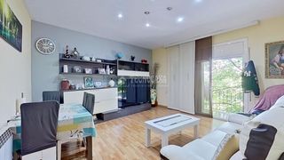 Pis a Font Verda. Piso en venta en granollers