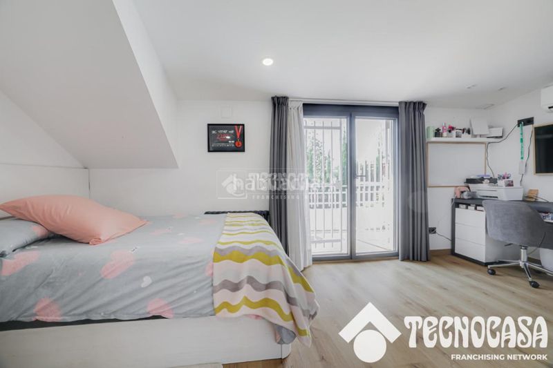 Foto 6b6ffa7b-05ca-4c94-be02-3a3c93a51999. Casa amb aparcament a Canovelles