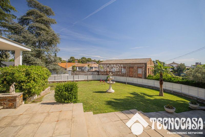 Foto 9313a77e-5f07-4dc8-b25b-10e3a3283c95. Casa amb aparcament a Canovelles