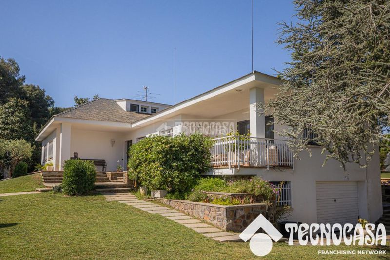 Foto 96e6ac58-8651-4c57-b3f4-6db8019aec60. Casa amb aparcament a Canovelles