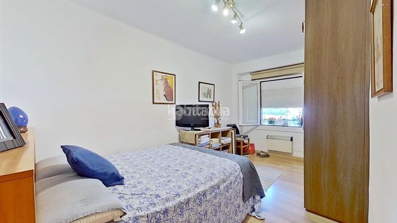 Foto 4bfaea71-1b60-4765-82e6-077a3abaa572. Piso  en venta en Centre Granollers