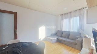 Pis a Pont Vell. Piso en venta en ripollet