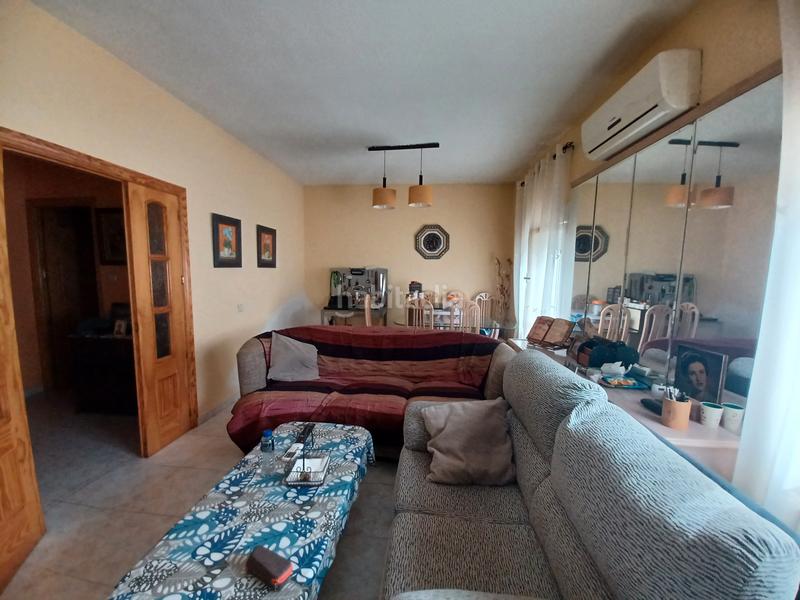 Foto 2c41e191-d906-41c3-87ea-3470aeb1e9de. Casa a schiera con riscaldamento in San Martín de la Vega