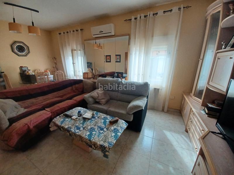 Foto f24cb4e6-4f0a-43fb-9fc2-4487ab917d12. Casa a schiera con riscaldamento in San Martín de la Vega