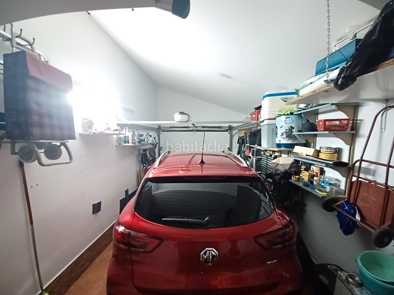 Foto 3be91727-af91-4bc1-a307-82b488973416. Casa bifamiliare con camino riscaldamento parcheggio piscina in Seseña