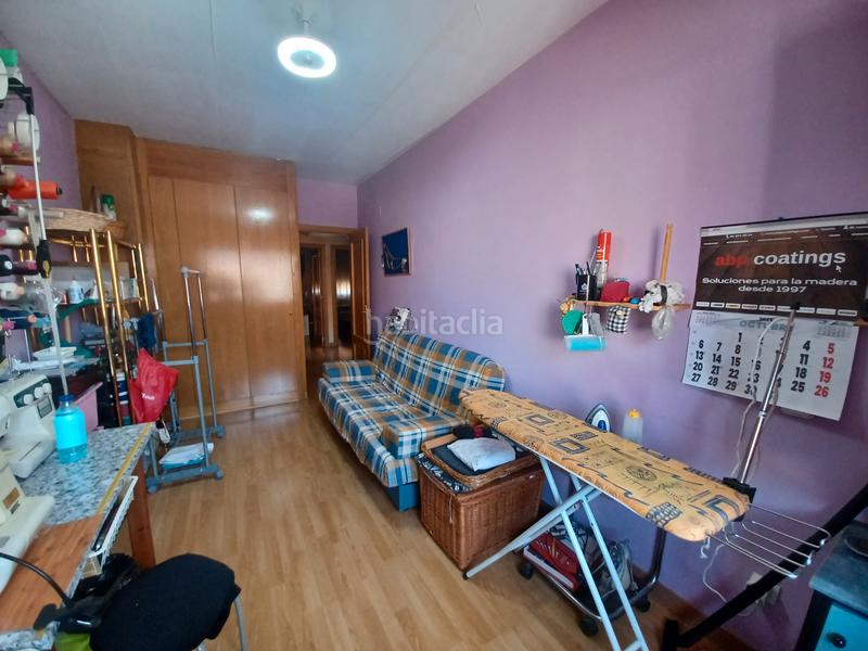 Foto 3f87373d-e7f5-49fc-823d-d1649fead8bc. Casa bifamiliare con camino riscaldamento parcheggio piscina in Seseña