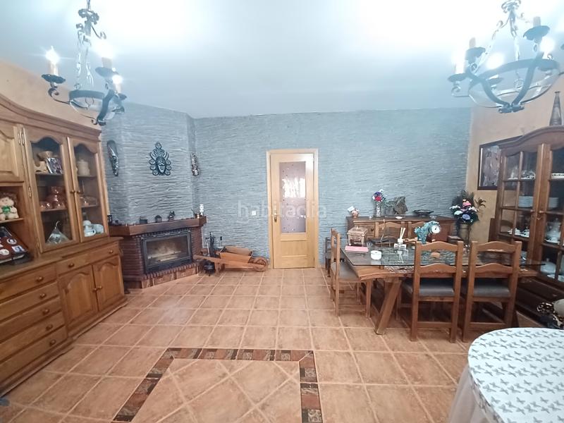 Foto 7ab649c9-5eee-40aa-9bbf-0d4cf34d80fa. Casa bifamiliare con camino riscaldamento parcheggio piscina in Seseña