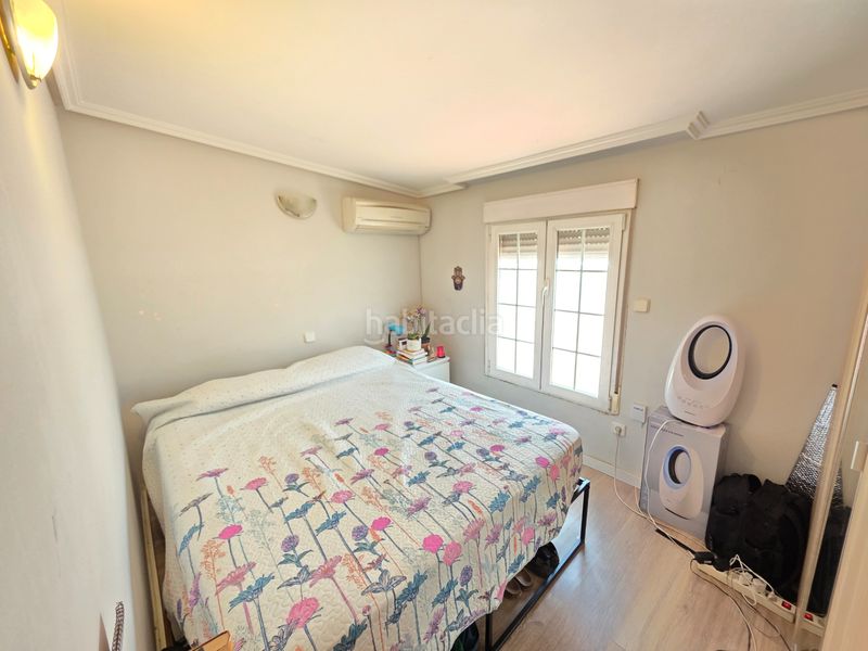 Foto 5958dfee-94f8-4f0d-ad0f-28c1b33058f3. Casa adossada amb calefacció a Entrevías Madrid