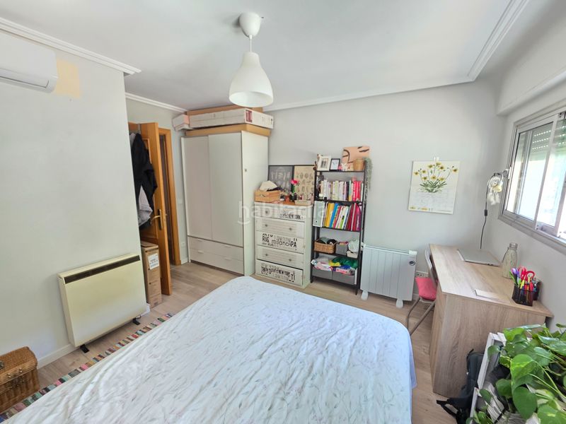 Foto d4fd8b89-e208-4a8e-a863-c1ab0bc9e842. Casa adossada amb calefacció a Entrevías Madrid