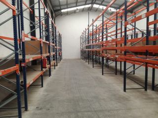 Bâtiment à usage industriel à Alaquàs. Nave  en els mollons - con estanterias
