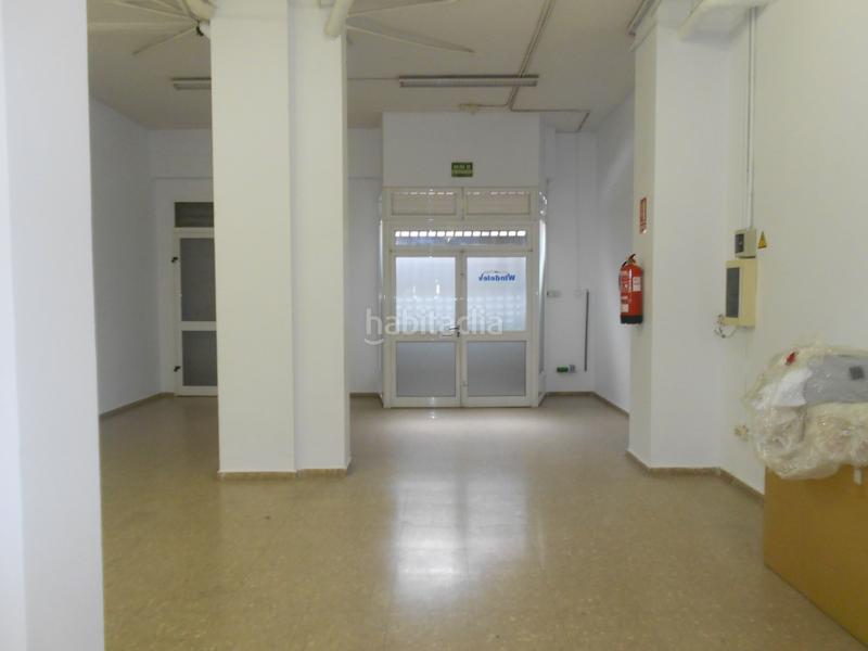 Foto 1d106c2c-1906-49c9-8883-d8babe8c6ea6. Local comercial a La Creu Coberta Valencia