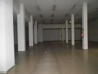 Location Local commercial  Avinguda del primer de maig. Preparado para supermercado
