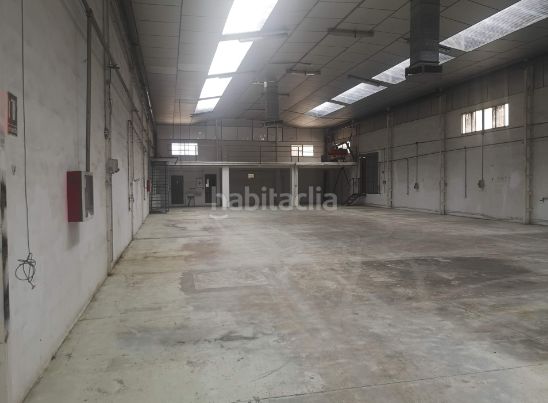 Foto 2c06749b-3be4-4541-9dd6-95057abcecf4. Alquiler nave industrial alquiler de nave en Fuente del Jarro Paterna