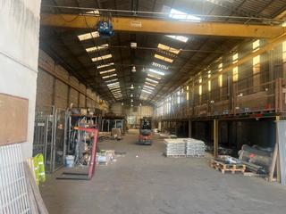 Nau industrial a Polígono del Aeropuerto. Venta de nave industrial y comercial