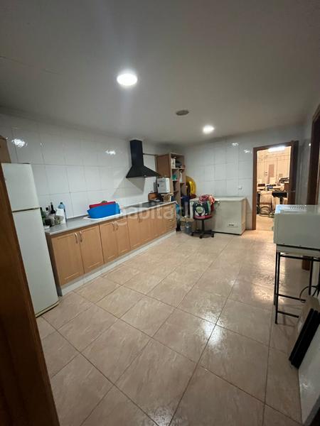 Foto fbd522c2-3db1-49fe-8586-577a5f30f9e0. Industrial building with heating in Sueca Sueca