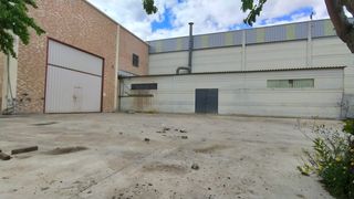 Lloguer Nau industrial a Cheste. Alquiler de nave