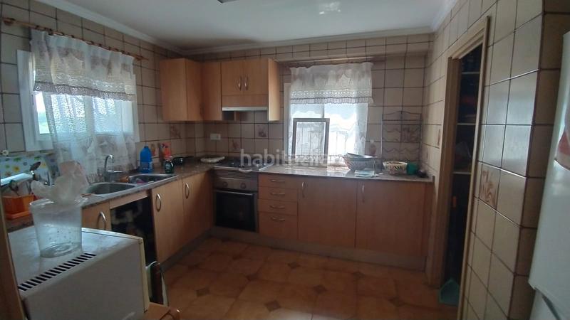 Foto f667a07f-3c68-487f-bc19-25bd69a502a9. Xalet amb xemeneia aparcament piscina a Riba - roja de Túria