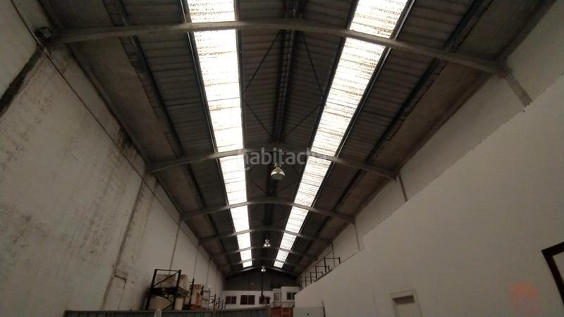Foto 00cd6417-4107-4d8b-81df-a7e90352b2af. Rent industrial building with heating in Polígono del Aeropuerto Manises