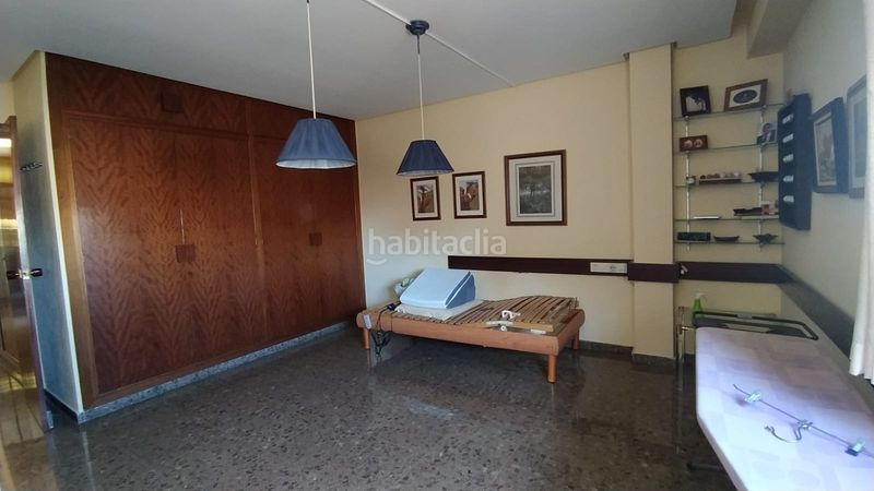 Foto 01cd5fee-685e-4508-9c3f-888e42b1bcdb. Pis amb xemeneia aparcament a Centro Ciudad Manises