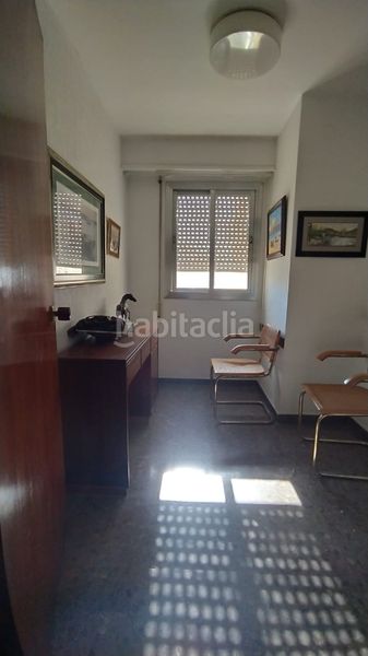 Foto 9ab6067f-5743-4824-9890-d7c131b4462e. Pis amb xemeneia aparcament a Centro Ciudad Manises