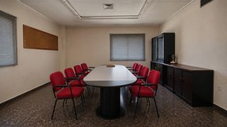 Rent Industrial building  Avenida gandia. Alquiler de nave y venta