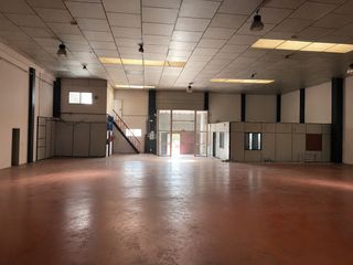 Affitto Capannone industriale  Carrer coscollar. Alquiler de nave