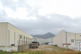 Solar industrial a Carrer casals 1. Alquiler y venta de suelo