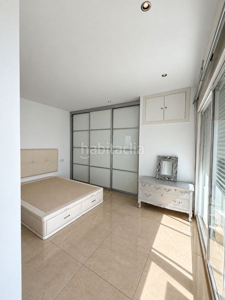 Foto 1c4c4dcf-9ca9-4b87-92f4-228c51a5b381. Casa amb calefacció a Centro Ciudad Manises