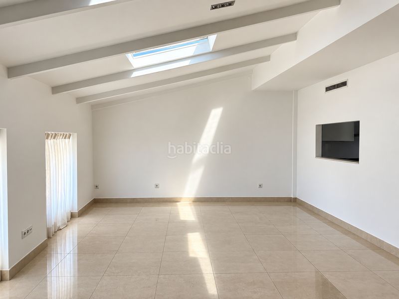 Foto e510fad5-c6ed-4a4a-b592-9b6d36222298. Casa amb calefacció a Centro Ciudad Manises