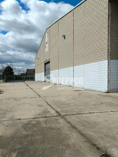 Foto 8bb43e0b-ebdd-4028-af06-1ea053c70e9d. Industrial building with heating in Montserrat-Parque Empresarial San Fernando de Henares