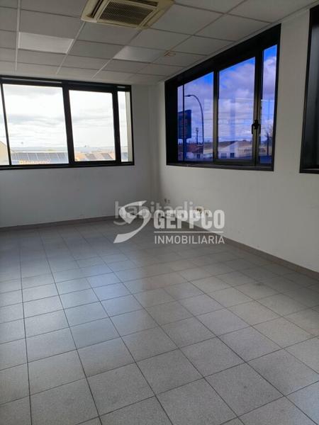 Foto 8d31877e-76dd-46d4-9597-84bccb345050. Industrial building with heating in Montserrat-Parque Empresarial San Fernando de Henares