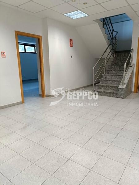 Foto 1aa69409-a99d-46b2-8a74-c5de5565beda. Nau industrial amb calefacció a Montserrat-Parque Empresarial San Fernando de Henares