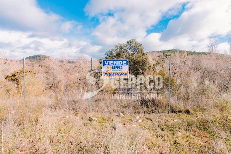 Foto 0cfeaf45-d8de-43e9-a057-25cdf004a777. Terreny residencial a Robledillo de Mohernando