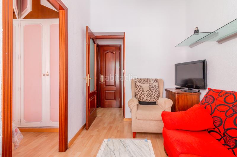 Foto 2a76025f-7652-4f37-a351-b53d1a4d1d8b. Etagenwohnung in Fuente del Berro Madrid