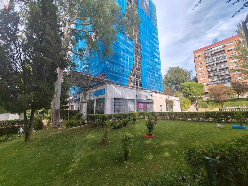 Foto 9eb9102b-267d-4746-a65f-f9c5271316f2. Piano terra in Pinar del Rey Madrid