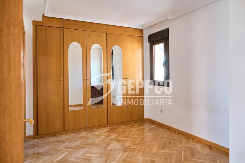 Foto cdb6d075-821d-411c-a6af-703d6610e636. Attique avec piscine dans Sanchinarro Madrid