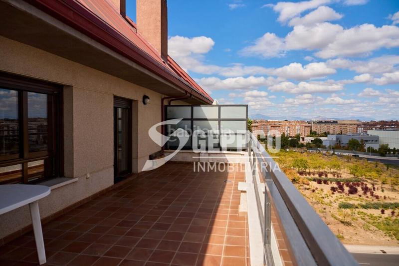 Foto 19596655-c704-4472-8adb-07edf2951c62. Penthouse with pool in Sanchinarro Madrid