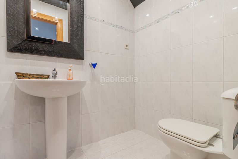 Foto f1decfdd-d444-40d4-b434-f3b824ed31a2. Xalet amb xemeneia calefacció a Valdebebas - Valdefuentes Madrid